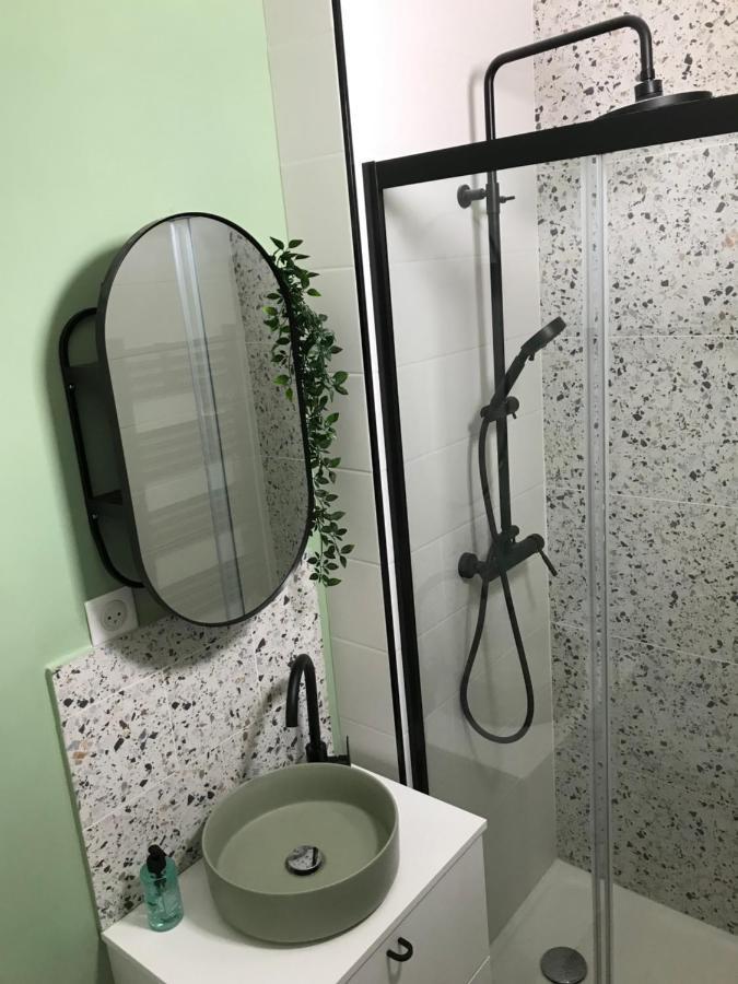 Chaleureux Studio Mansarde - Coeur De Ville De Sete Ngoại thất bức ảnh